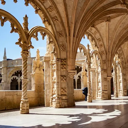 Misha's Place At Bairro Alto! Lisbon