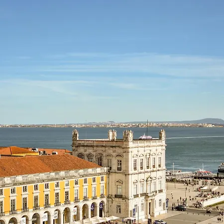 Misha's Place At Bairro Alto! Lisbona